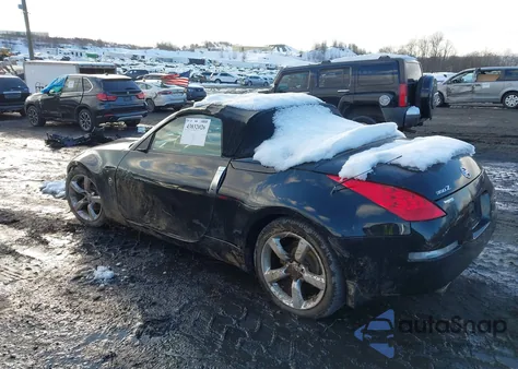 2007 Nissan 350Z Touring z USA, uszkodzony, nr VIN JN1BZ36A37M651774